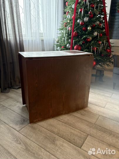 Стол книжка