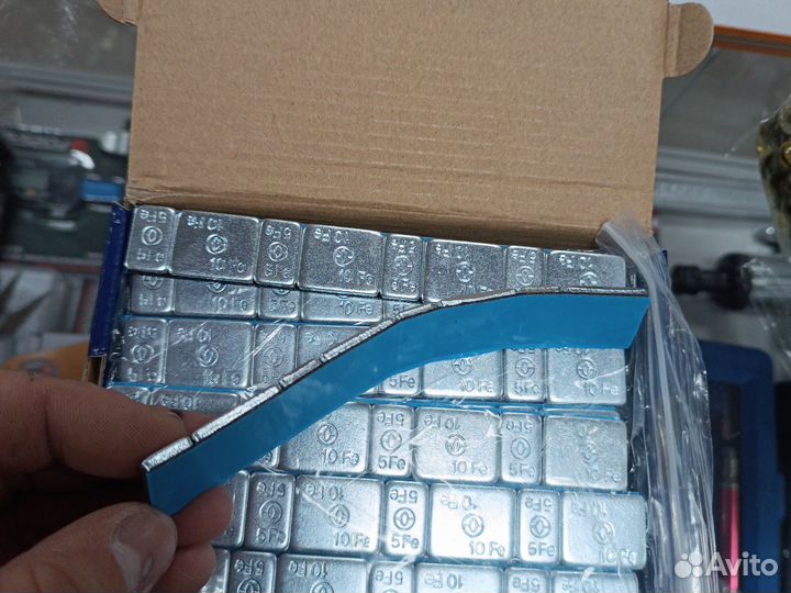 Груза клеевые Rossvik 50 полос