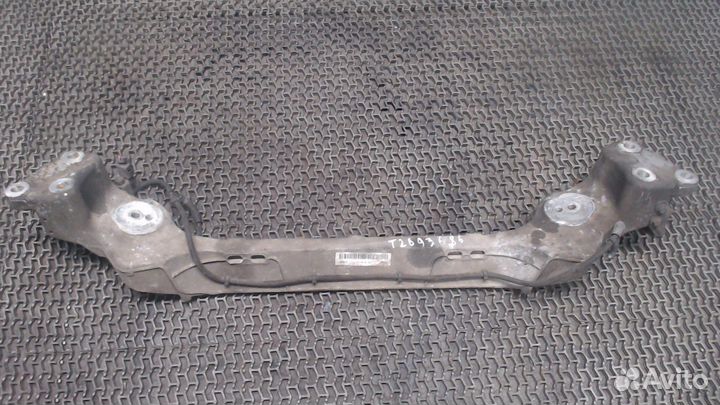 Балка под кпп Volkswagen Phaeton, 2004