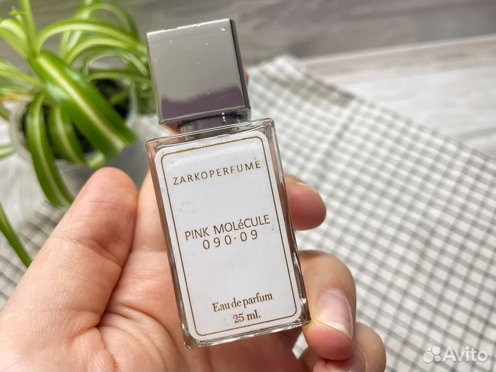 Духи zarkoperfume pink molecule 090.09