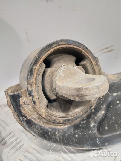 Рычаг задний продольный левый Toyota Highlander