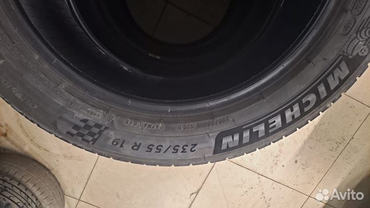 Michelin Pilot Sport 4 235/55 R19