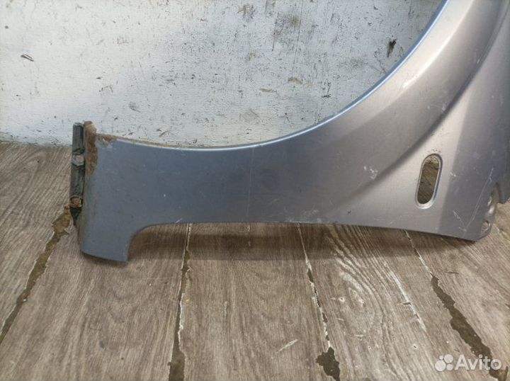 Крыло переднее левое Ford Fiesta хетчбэк 3дв