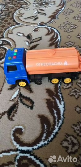 Детские игрушки