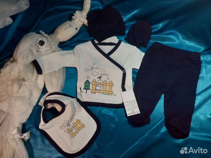 Комплект новорожденному