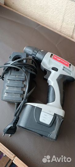 Шуруповерт интерскол 12v