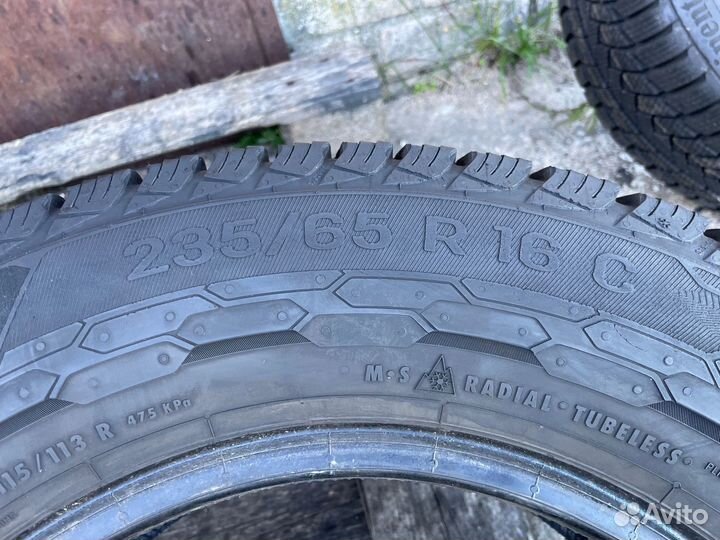 Uniroyal Snow Max 3 235/65 R16C