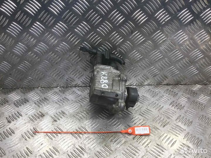 Насос топливный (тнвд) Skoda Octavia