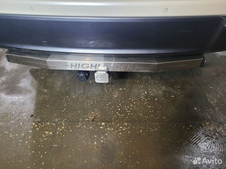 Фаркоп для Toyota Highlander
