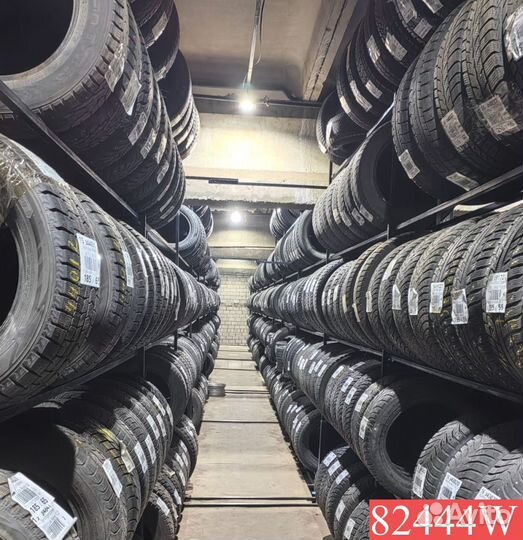 Nokian Tyres Hakkapeliitta 4 215/55 R17 95N