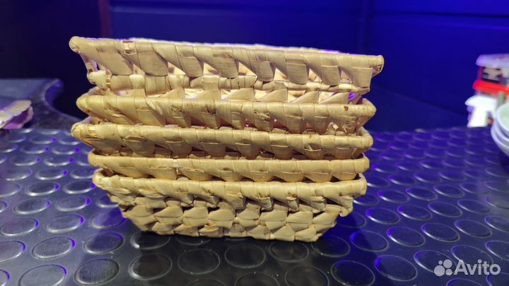 Корзинки плетеные бу 16,5 на 13см