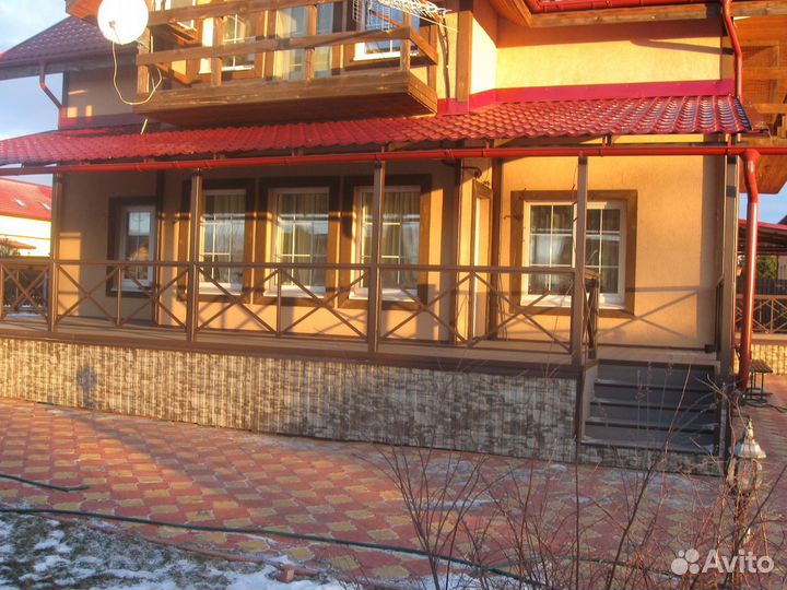 Навесы из металлочерепицы