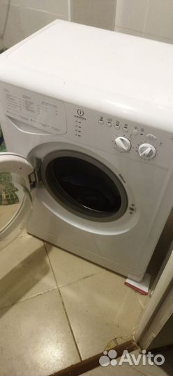 Стиральная машина indesit 5 кг