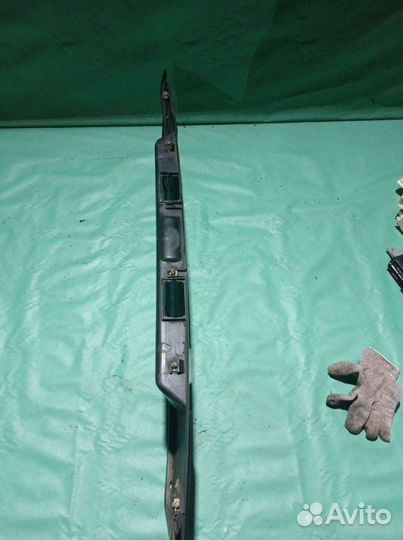 Накладка крышки багажника Bmw 7 E38