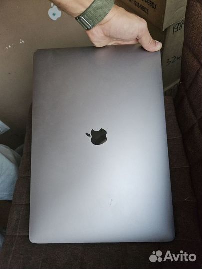 Apple macbook pro 16 2019