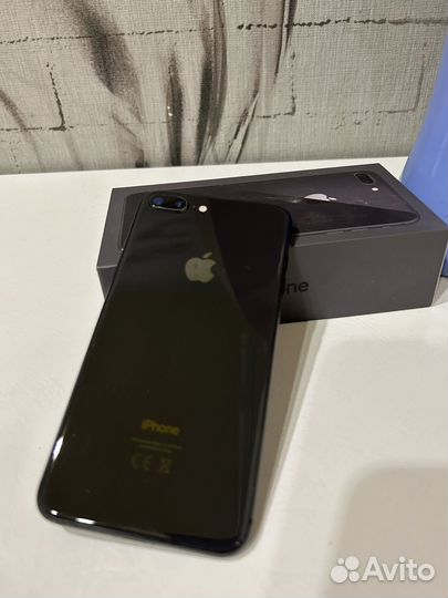 iPhone 8 Plus, 64 ГБ