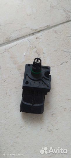 Датчик давления турбины volvo 31303975