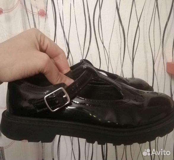 Туфли 26 и 32 размер