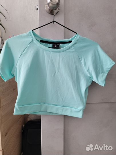 Спортивный топ