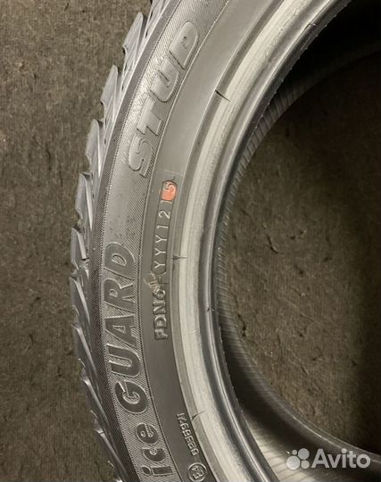 Yokohama Ice Guard Stud IG55 255/45 R19