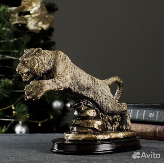 Статуэтка Тигр