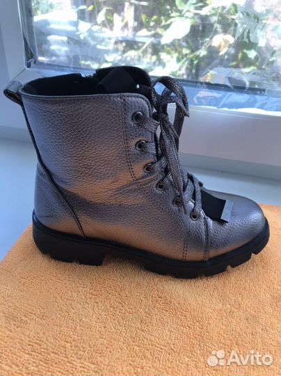 Ботинки демисезонные для девочки 32 размер