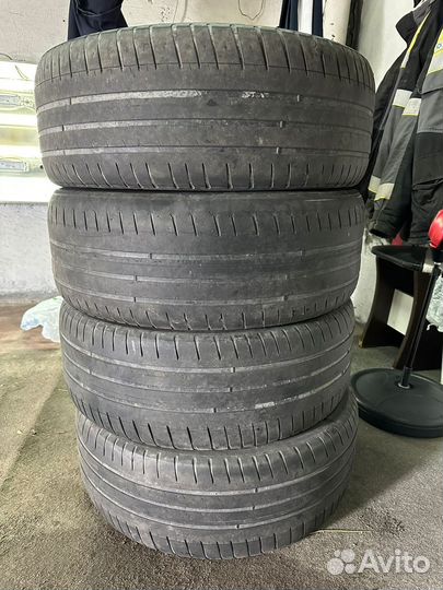 Michelin Pilot Sport 3 235/45 R18