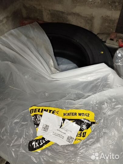 Delinte WD42 225/55 R19