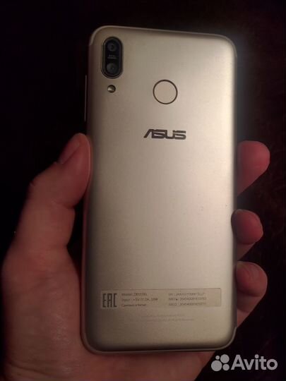 ASUS Zenfone Max (M1) ZB555KL, 3/32 ГБ