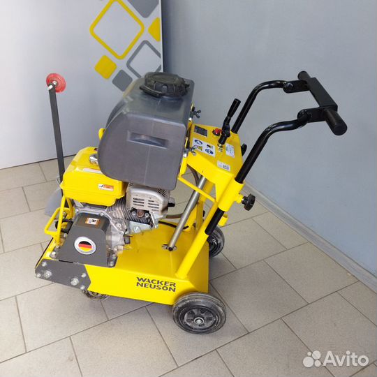 Резчик швов (швонарезчик) бензиновый в аренду