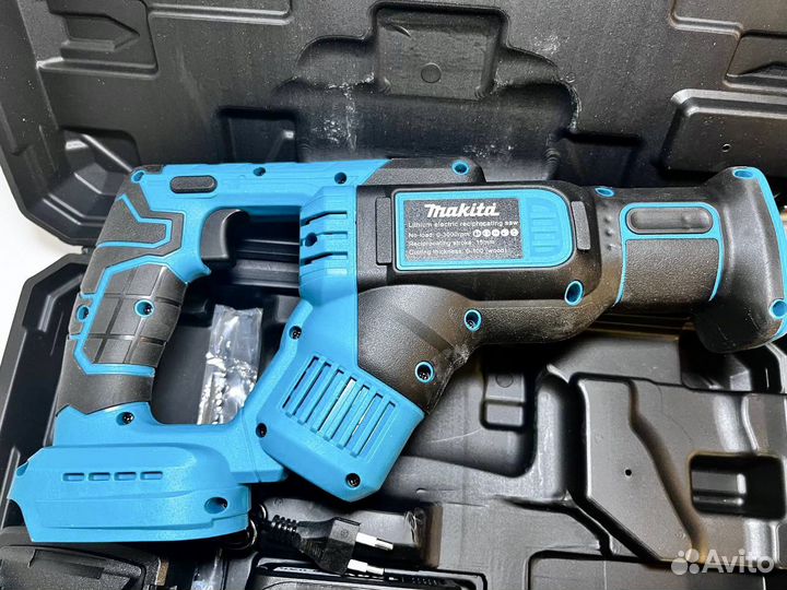 Аккумуляторная сабельная пила Makita