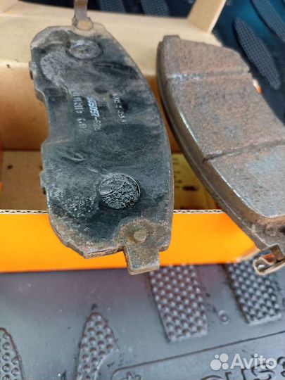 Тормозные колодки Nissan Juke передние