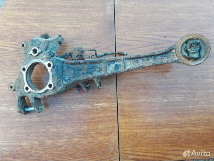 Рычаг задний правый Mitsubishi Outlander 2