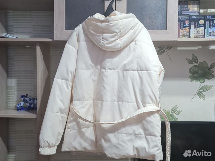 Куртка демисезонная женская 48 50 новая