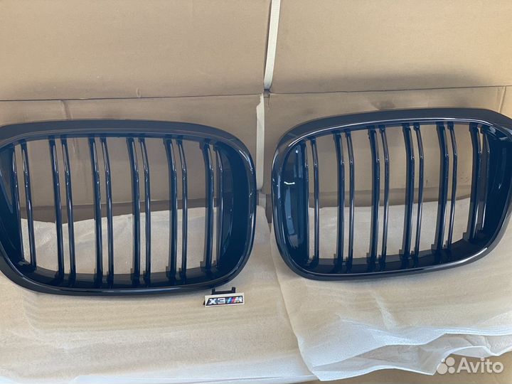 Решетка радиатора BMW x3 g01 черная двойная