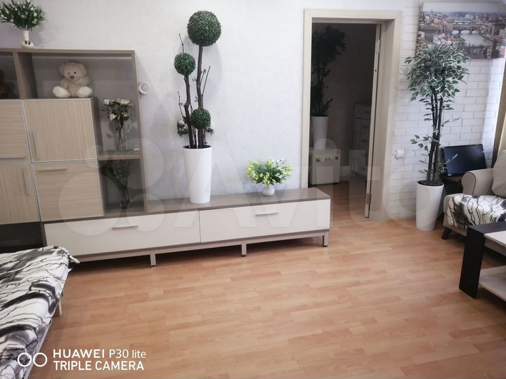 2-к. квартира, 55 м², 1/2 эт.