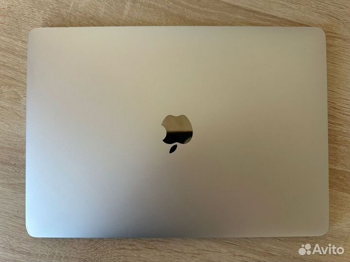 Macbook Pro 13 2016 2.0GHz 16GB RAM 512GB SSD