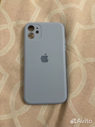 Чехол на iPhone 11
