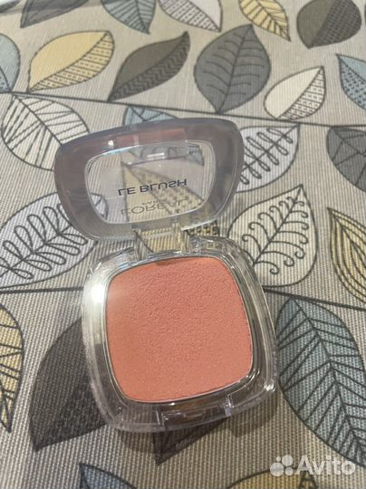 Румянаl’Oréal(совершенное сияние тон 106)