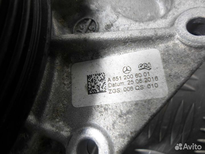 Насос водяной (помпа) Mercedes GLC W253 6512006001