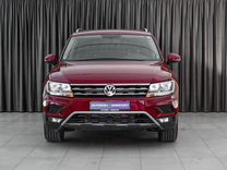 Volkswagen Tiguan Allspace 2.0 AMT, 2018, 103 651 км, с пробегом, цена 2 649 000 руб.