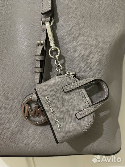 Брелок michael kors