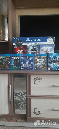 Игровая приставка ps4 с играми
