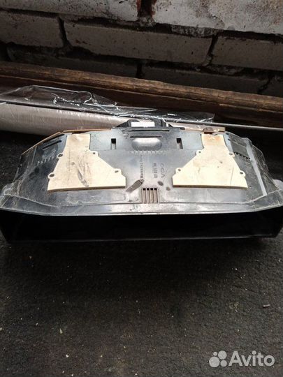 Щиток приборов Mercedes-Benz E-Class W124