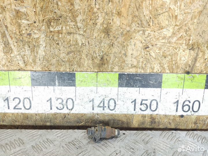 Форсунка двигателя Peugeot 306 1993 2003