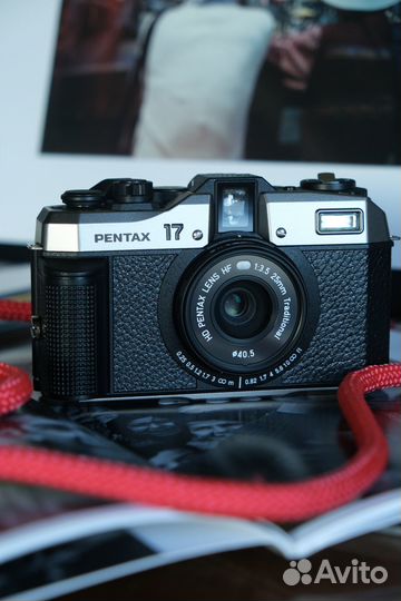 Pentax 17