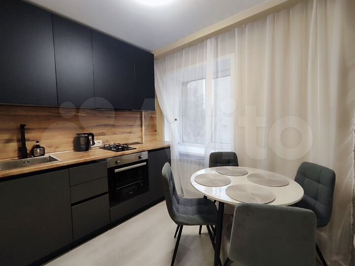 2-к. квартира, 41 м², 3/5 эт.