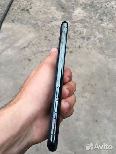 Телефон iPhone11 про