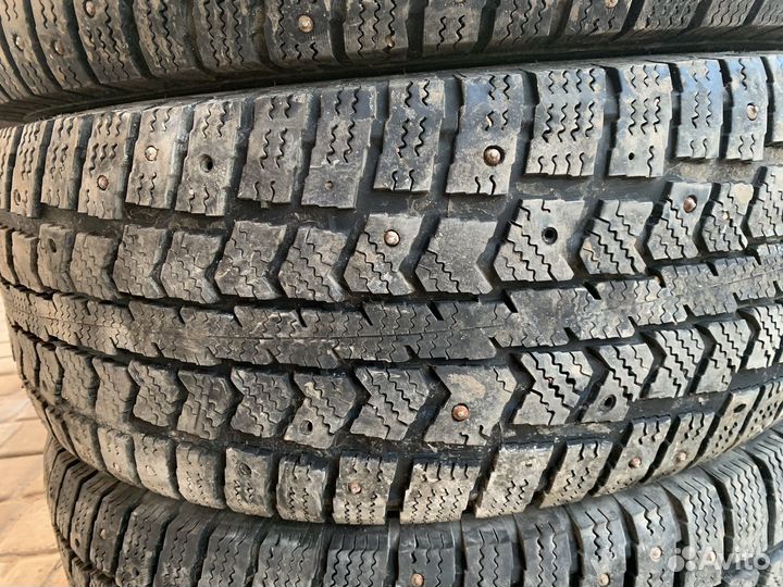 Viatti Vettore Inverno V-524 235/65 R16C