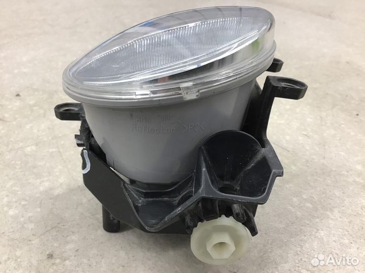 Фара противотуманная правая Toyota RAV 4 2013-2018